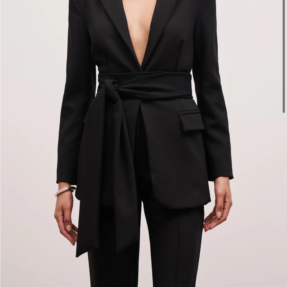 Boa. Blazer with Belt